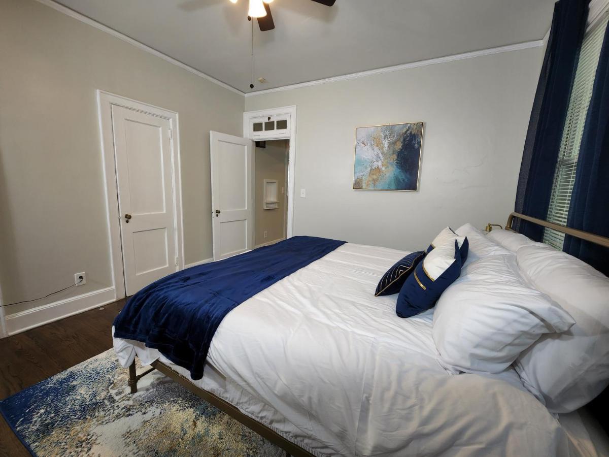 Spacious Centrally Located 3 Bed 2 Bath - Sleeps 8 Montgomery Bagian luar foto