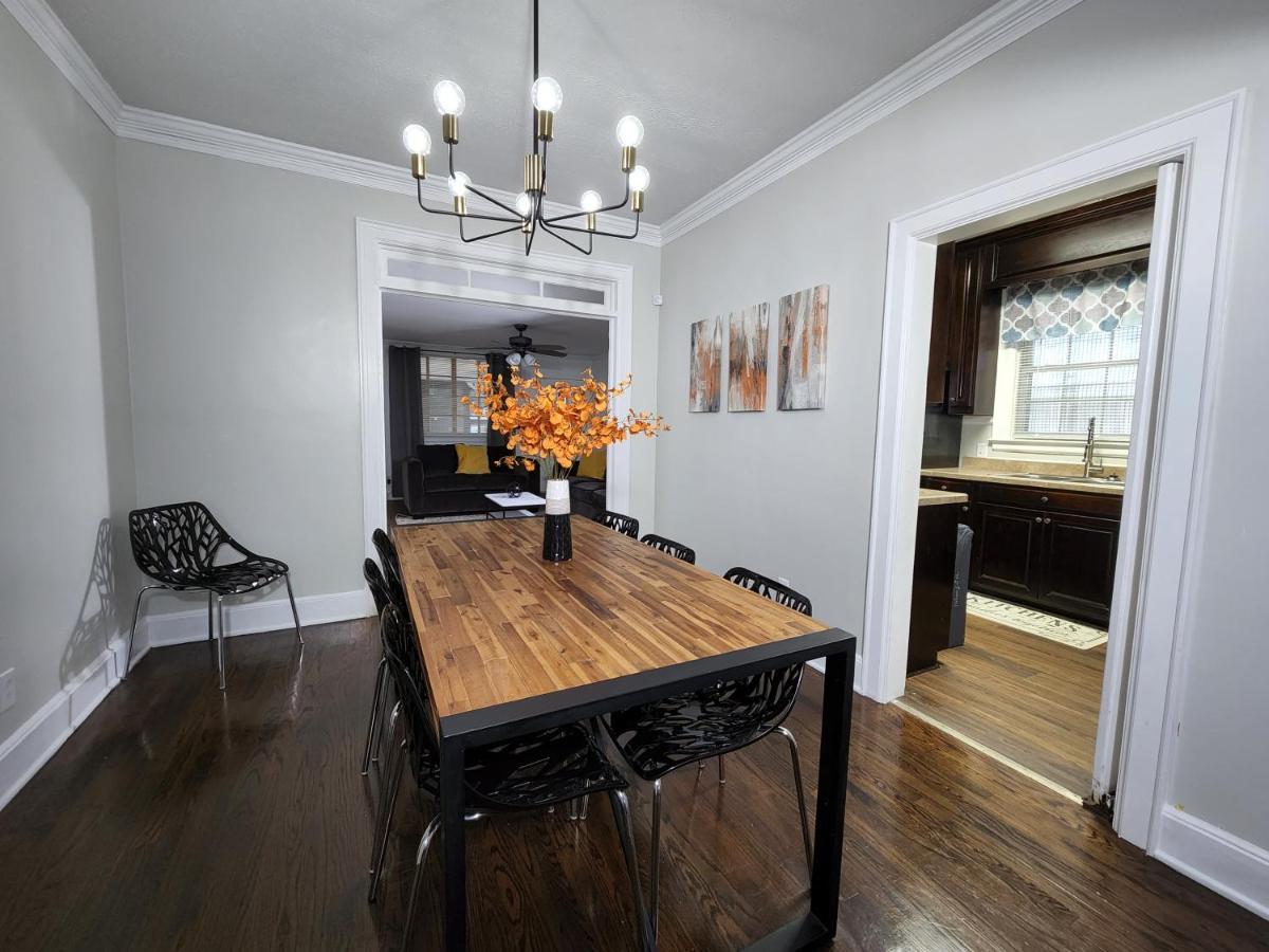 Spacious Centrally Located 3 Bed 2 Bath - Sleeps 8 Montgomery Bagian luar foto