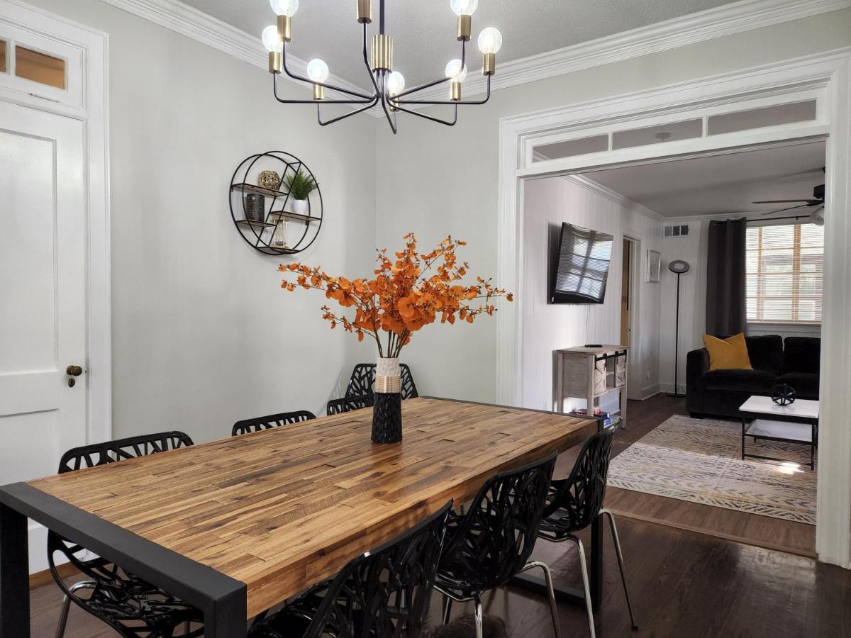 Spacious Centrally Located 3 Bed 2 Bath - Sleeps 8 Montgomery Bagian luar foto
